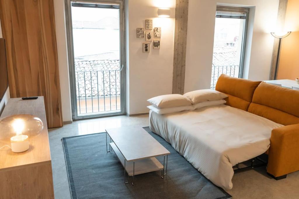 Апартаменты Centro Storico Recinto Dei Nobili 3-Private Parking Асти Экстерьер фото